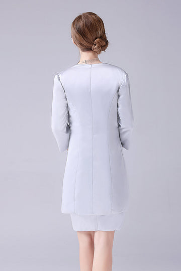 Vaina plateada hasta la rodilla madre de la novia vestido con abrigo
